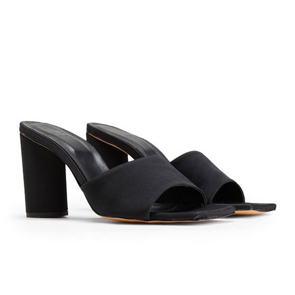 Elegant Black Women's Heeled Mules - Picture 4 of 5